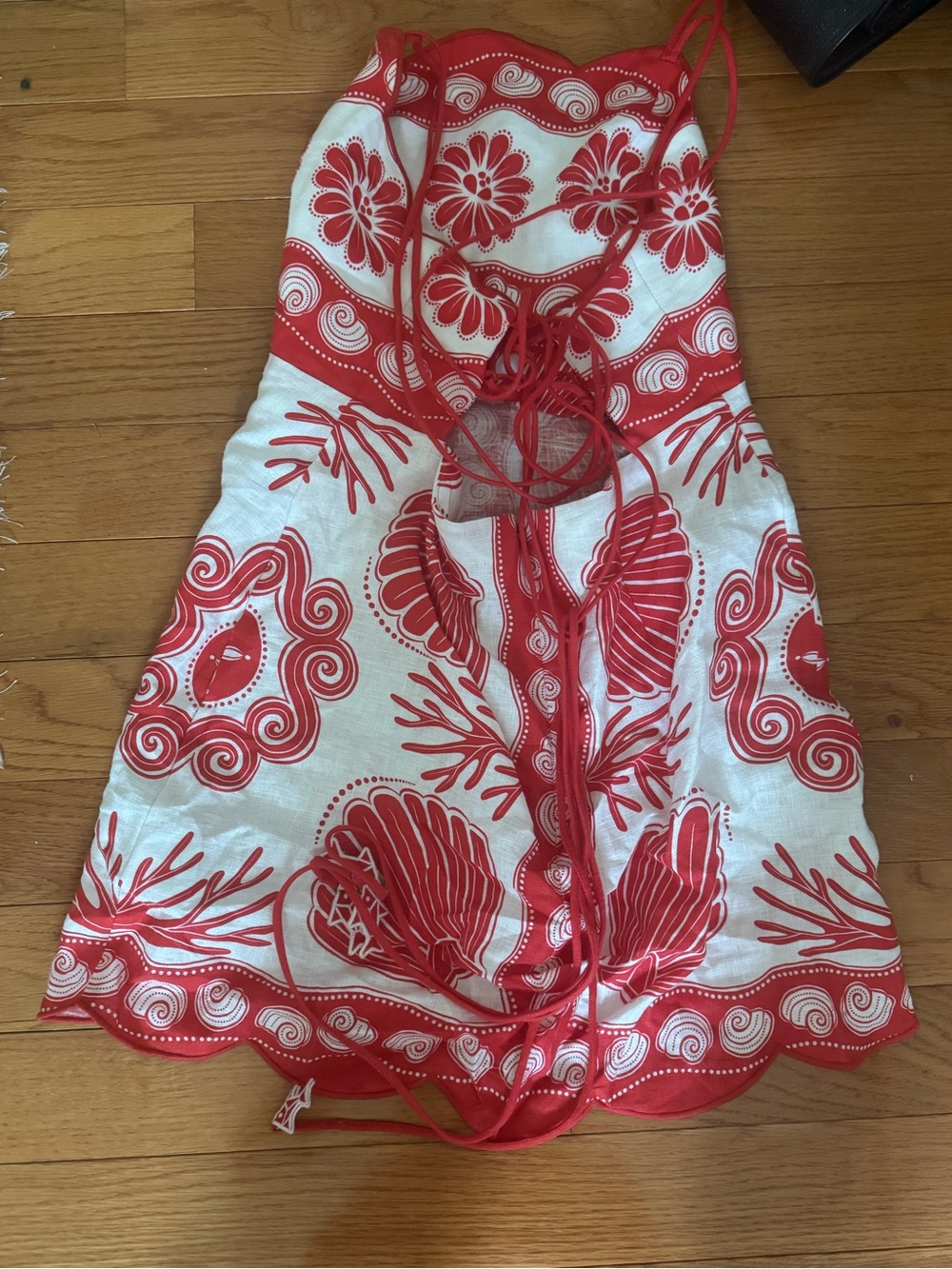 Farm Rip Red Shell-Print Strappy Mini Dress Large - Picture 3 of 4